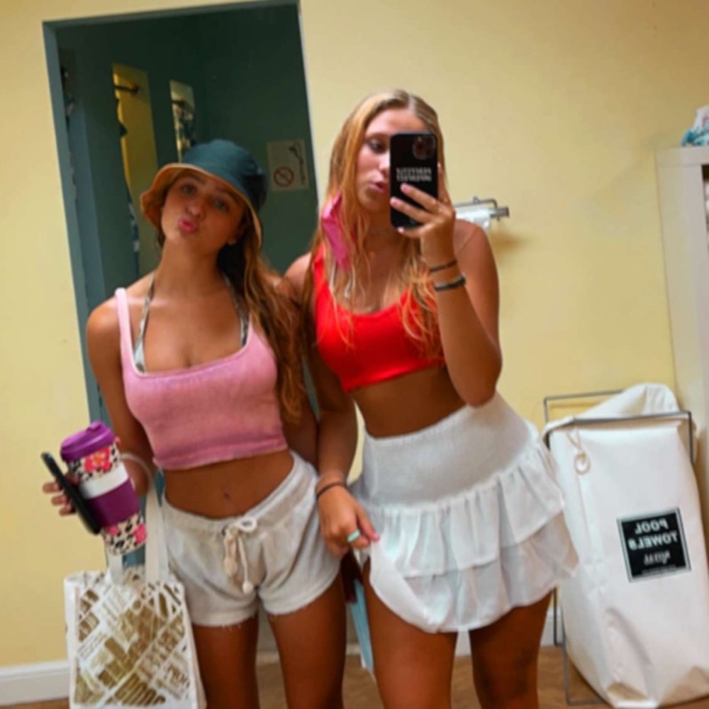 Meet your Posher, Raquel